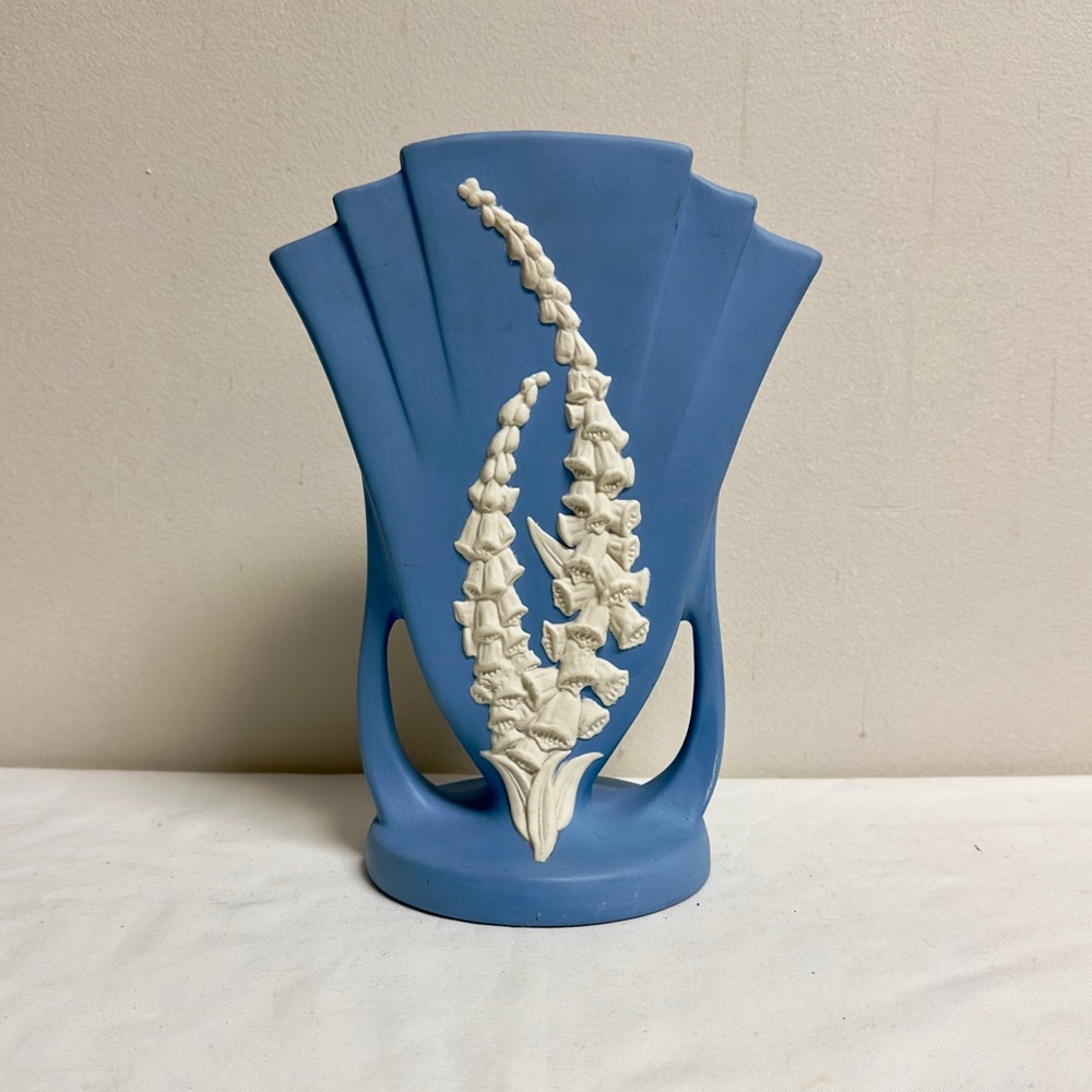 Vintage Wedgewood Blue Art Deco Fan Vase Lilly of the Valley or Foxglove Floral